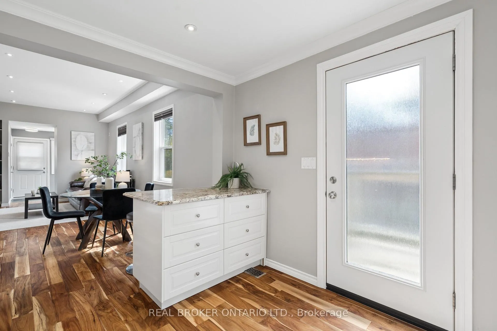 Photo 21 of 26 Dublin Street N, Guelph, Downtown — HOMEH