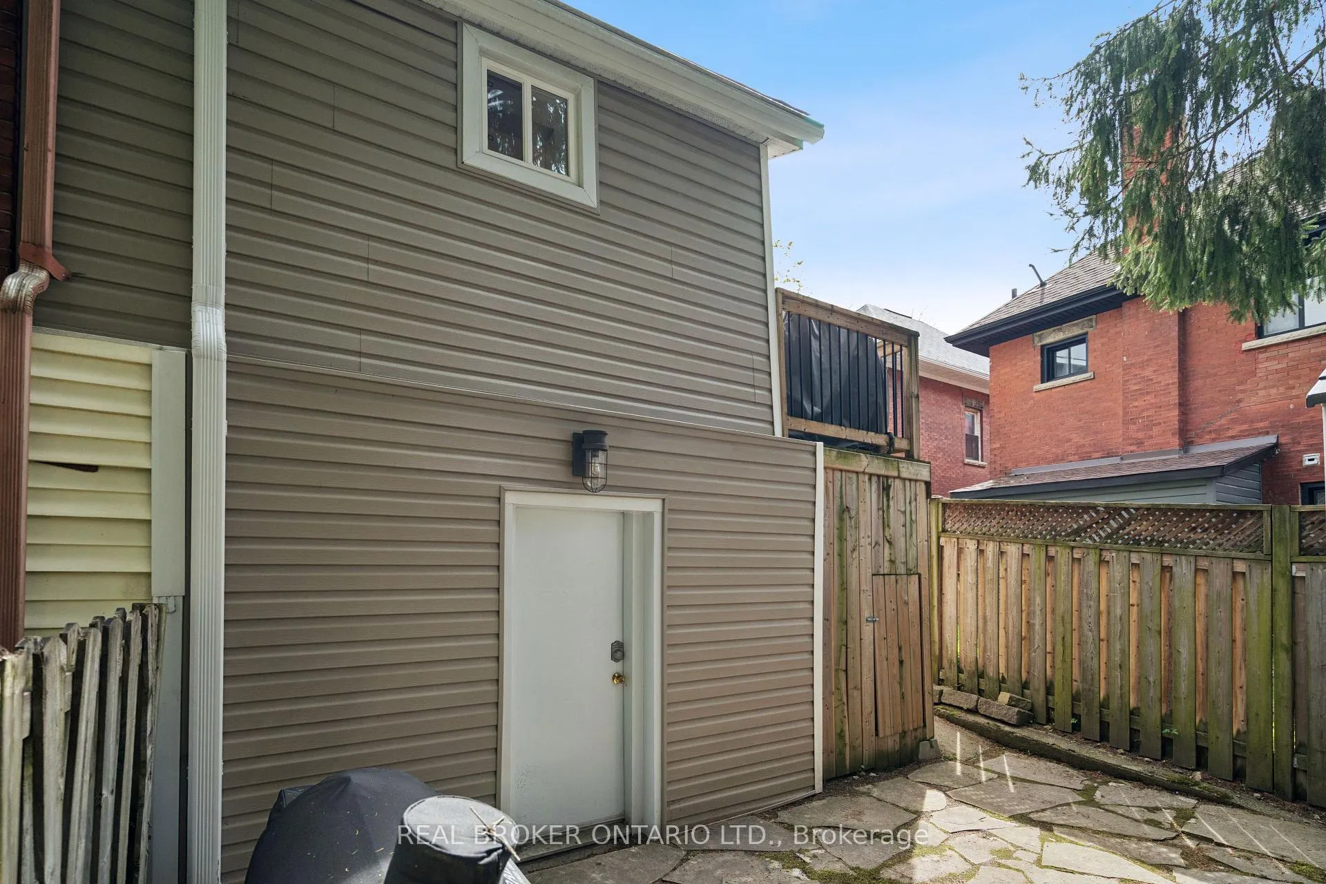 Photo 35 of 26 Dublin Street N, Guelph, Downtown — HOMEH