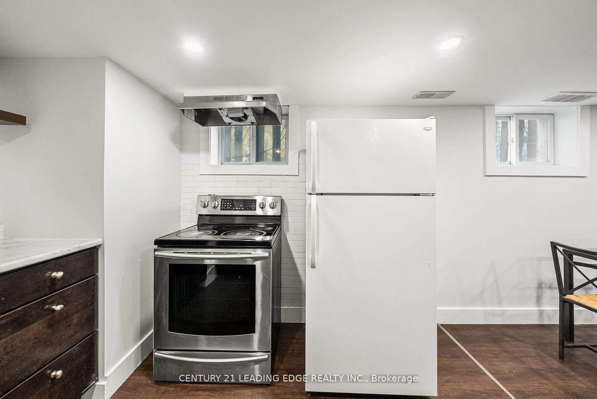 Photo 9 of Unit unit 1B, 620 Birchmount Road, Scarborough, Clairlea-Birchmount — HOMEH