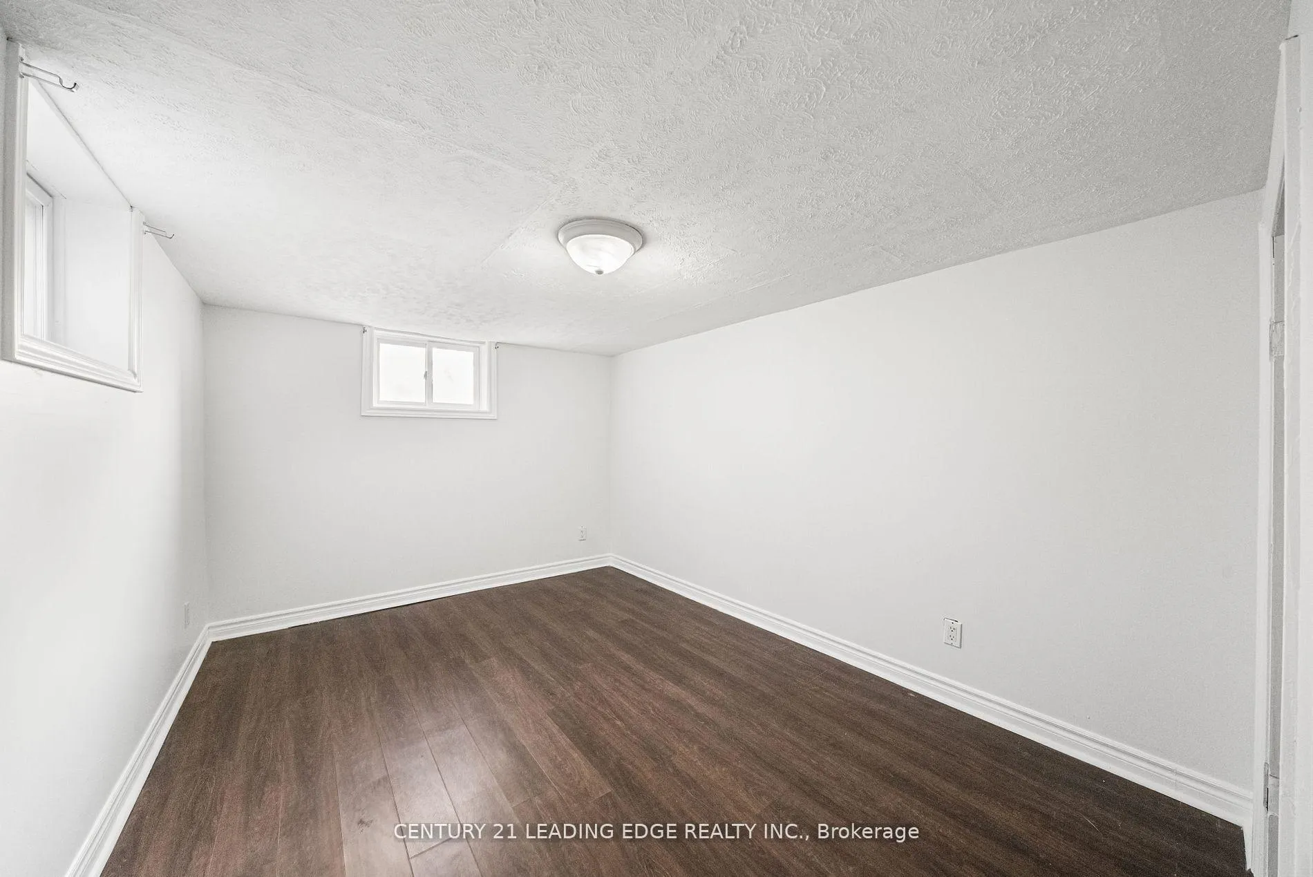 Photo 14 of Unit unit 1B, 620 Birchmount Road, Scarborough, Clairlea-Birchmount — HOMEH