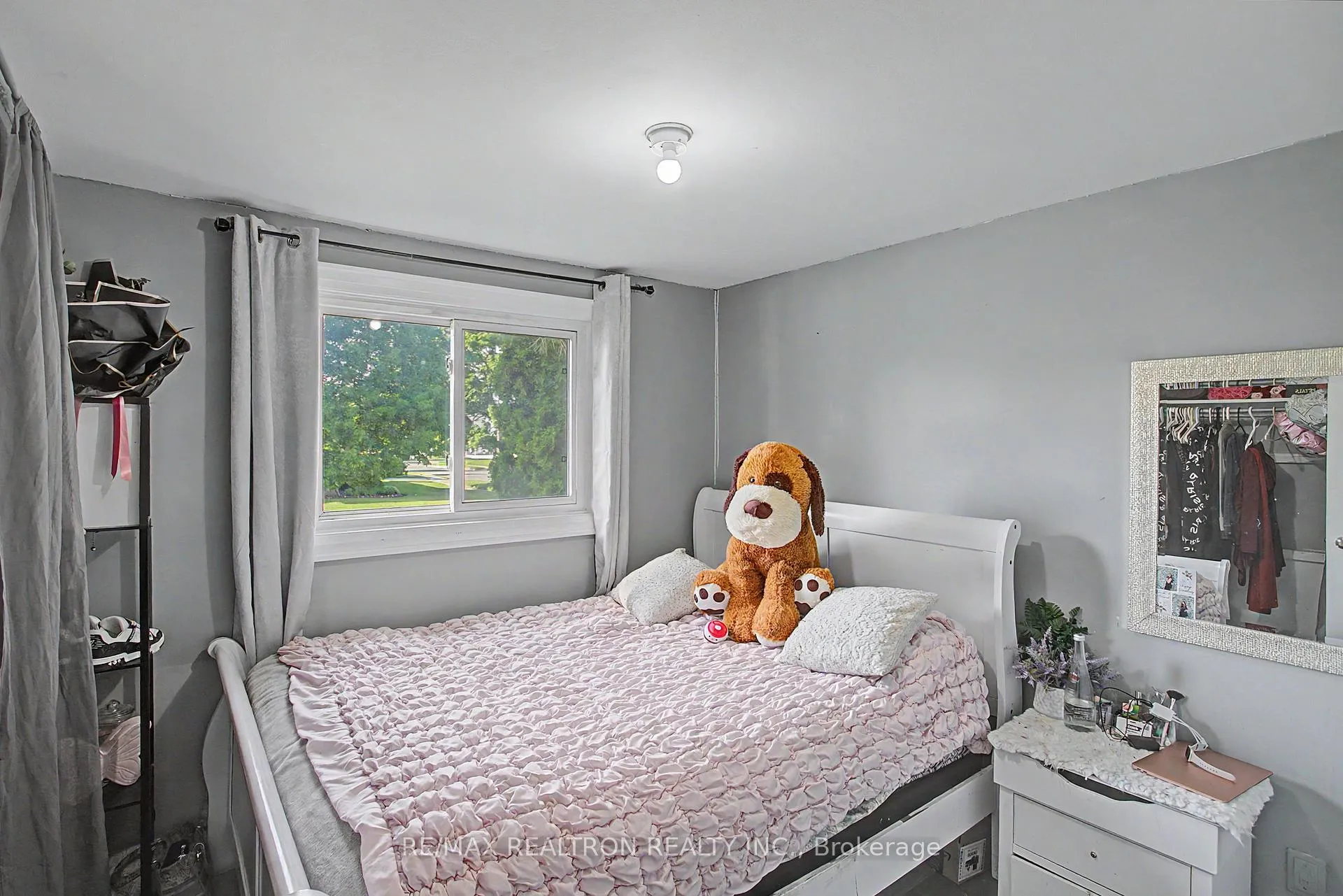 Photo 13 of 6 Turnbull Road, Ajax, South East — HOMEH