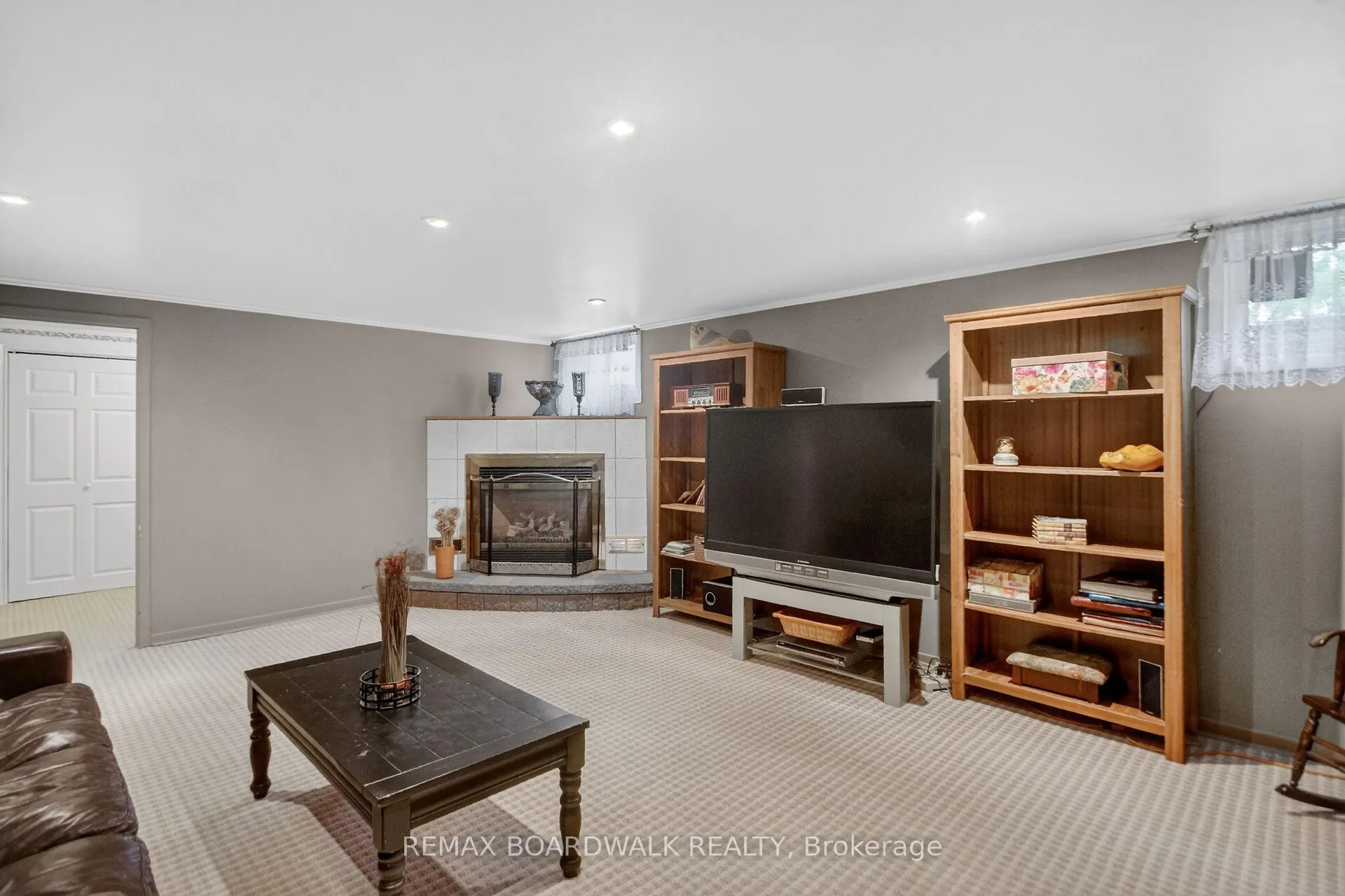 Photo 4 of 6963 Marco Street, Ottawa, Greely — HOMEH