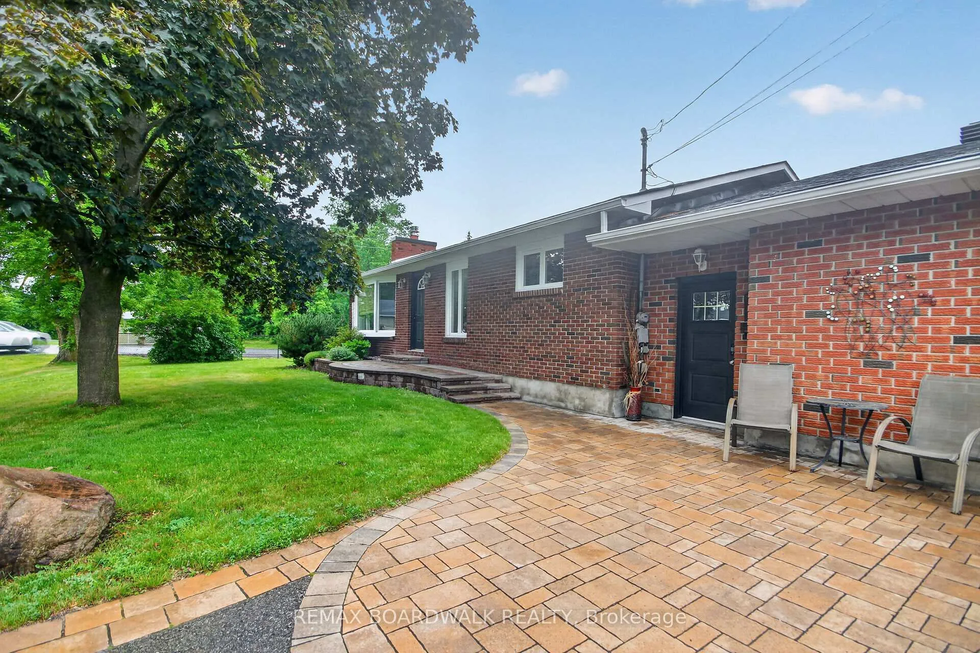 Photo 8 of 6963 Marco Street, Ottawa, Greely — HOMEH