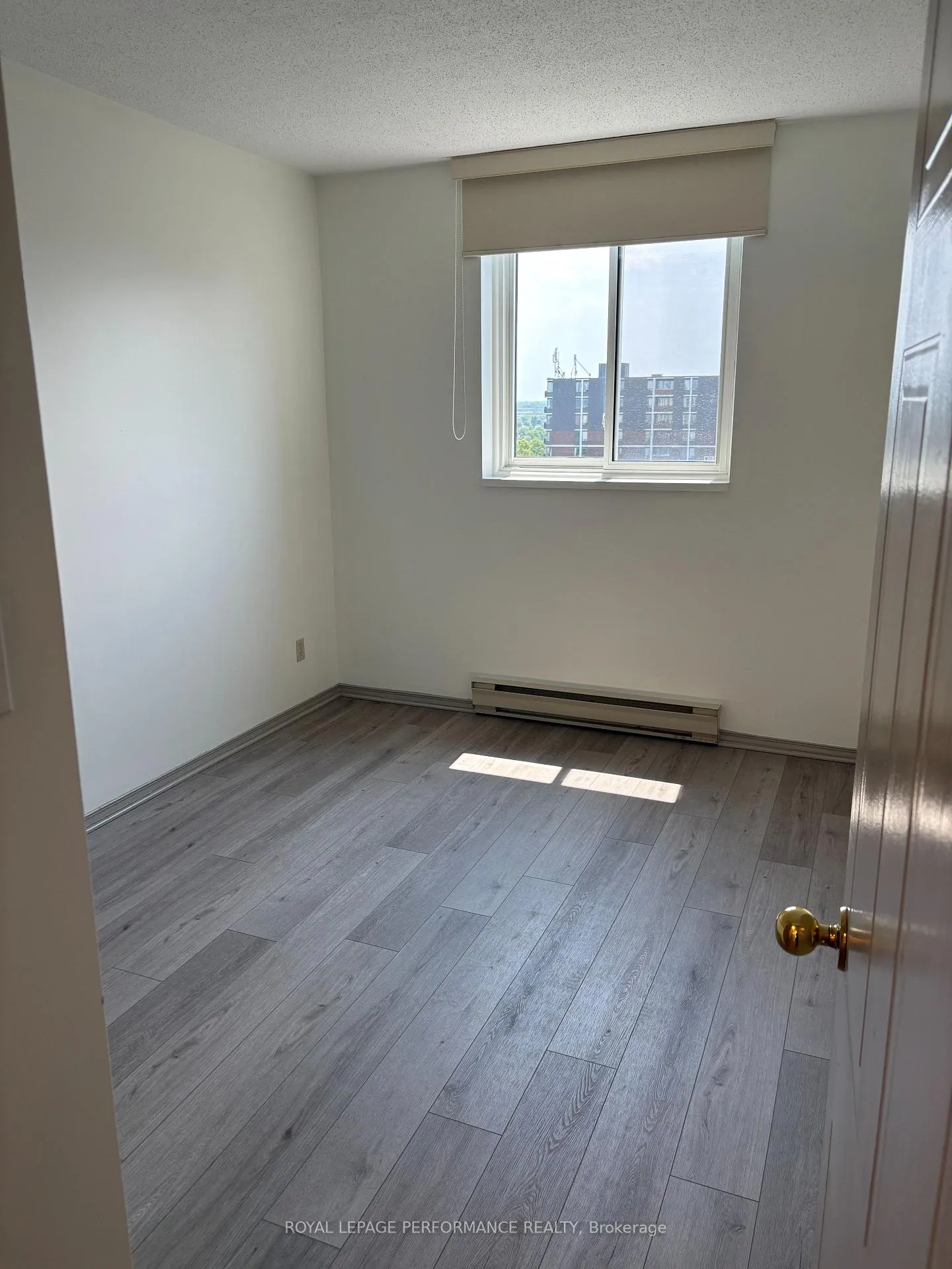 Photo 9 of Unit PH8, 1705 Playfair Drive, Ottawa, Playfair Park — HOMEH