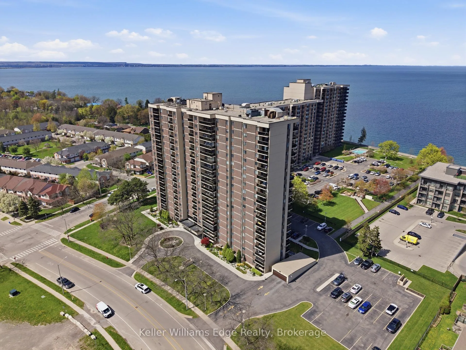 Photo 2 of Unit 507, 301 Frances Avenue, Hamilton, Lakeshore — HOMEH