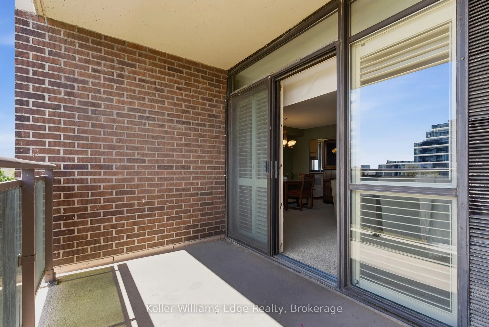 Photo 10 of Unit 507, 301 Frances Avenue, Hamilton, Lakeshore — HOMEH