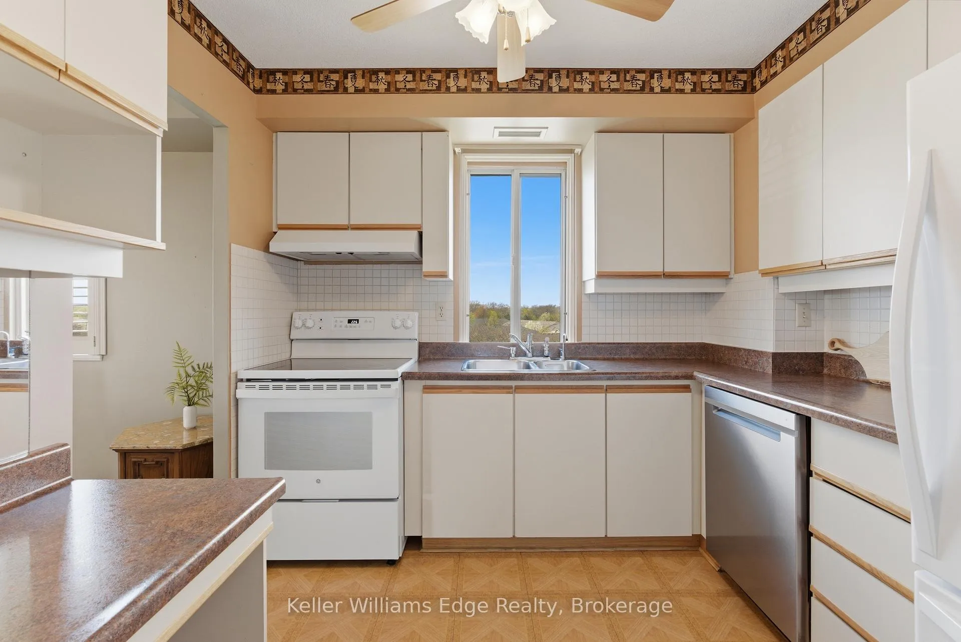 Photo 14 of Unit 507, 301 Frances Avenue, Hamilton, Lakeshore — HOMEH