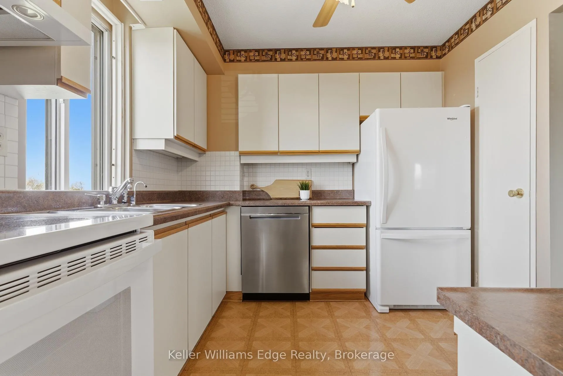 Photo 17 of Unit 507, 301 Frances Avenue, Hamilton, Lakeshore — HOMEH