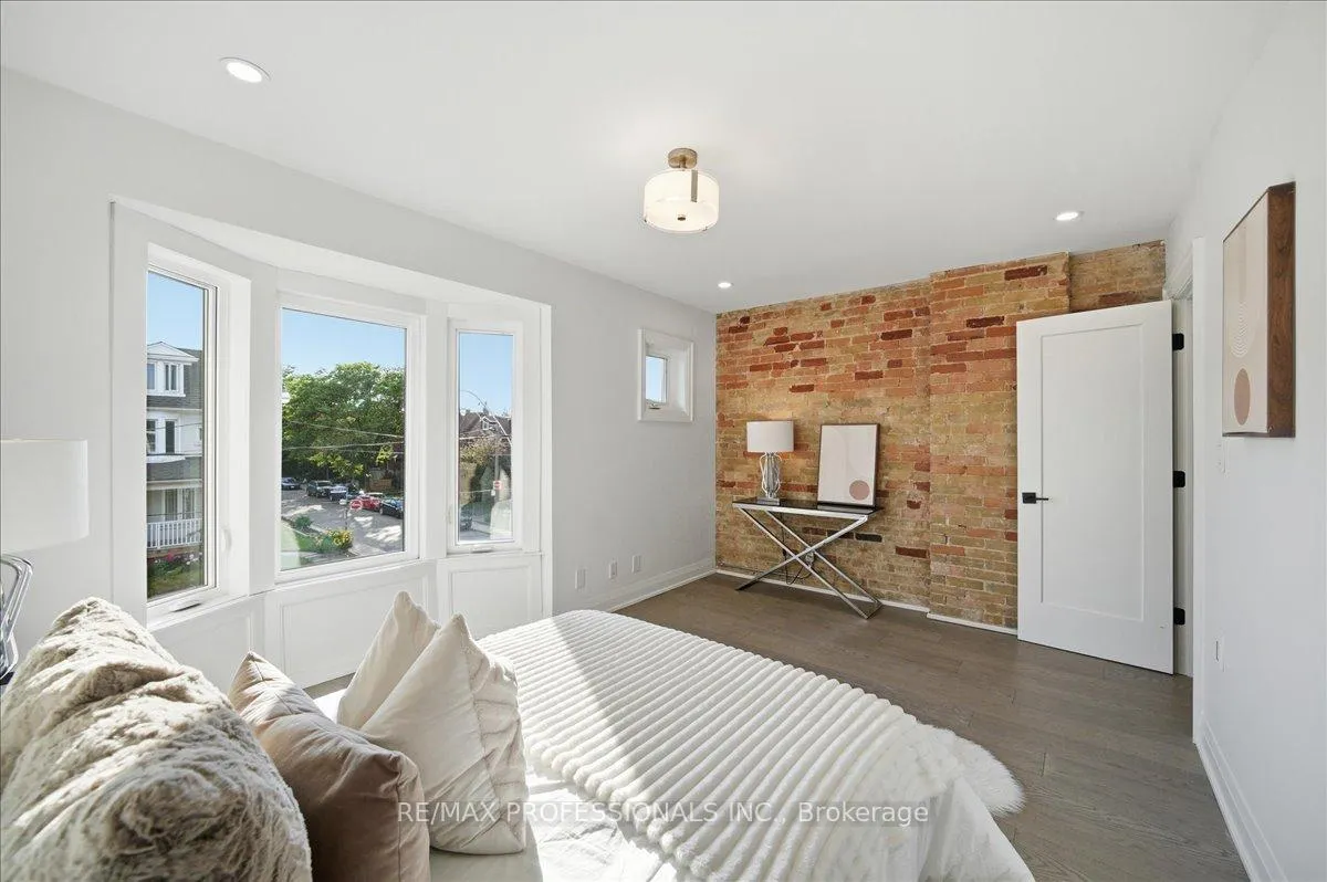 Photo 23 of 777 Dufferin Street, Toronto, Dufferin Grove — HOMEH