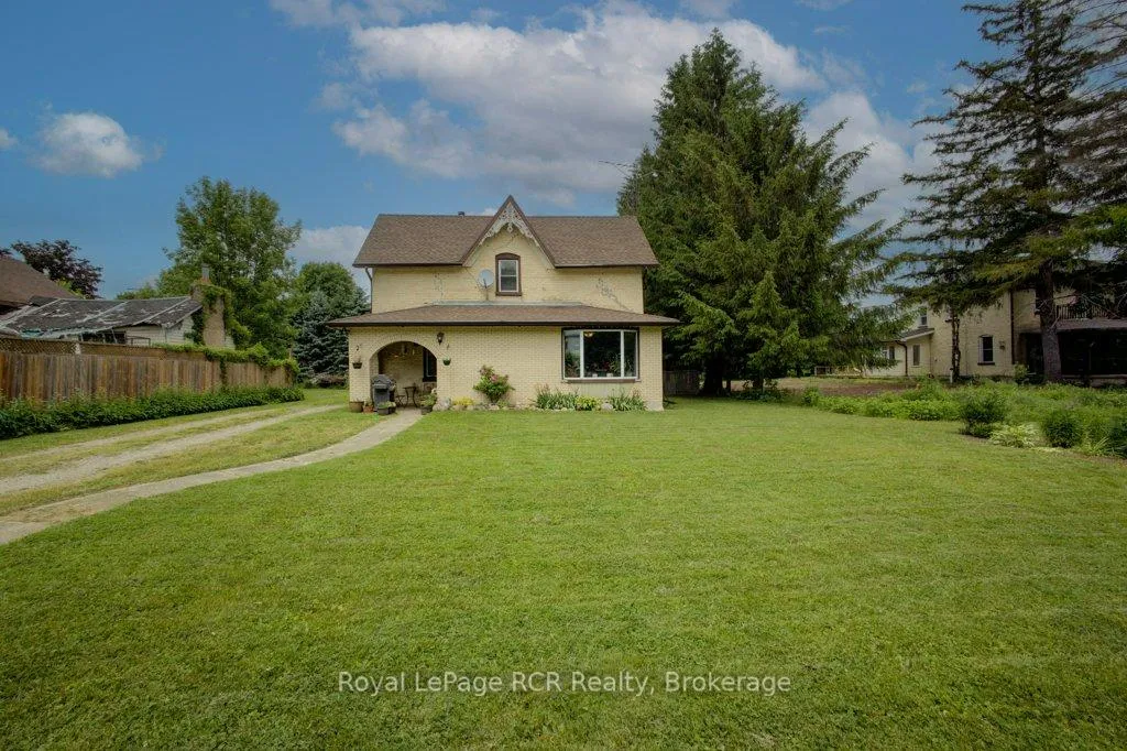Front of 200 Bruce 86 Road