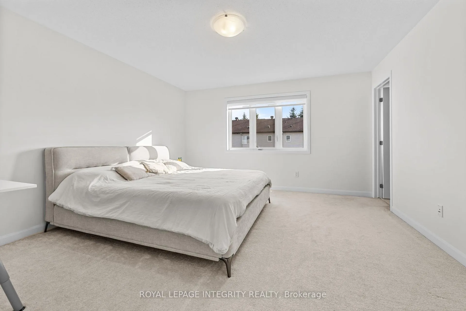 Photo 14 of 43 Finglas Court, Ottawa, Barrhaven - Half Moon Bay — HOMEH