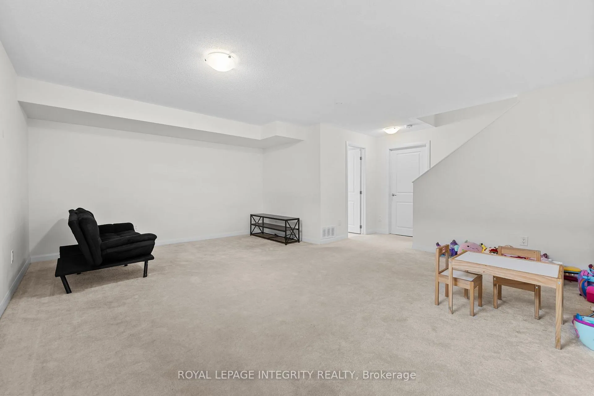 Photo 26 of 43 Finglas Court, Ottawa, Barrhaven - Half Moon Bay — HOMEH
