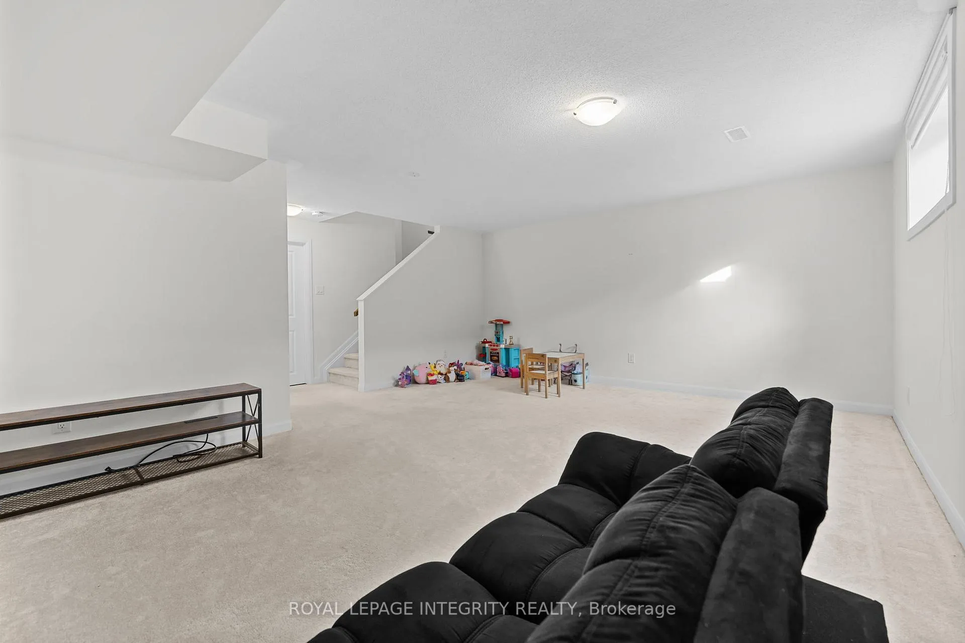 Photo 27 of 43 Finglas Court, Ottawa, Barrhaven - Half Moon Bay — HOMEH