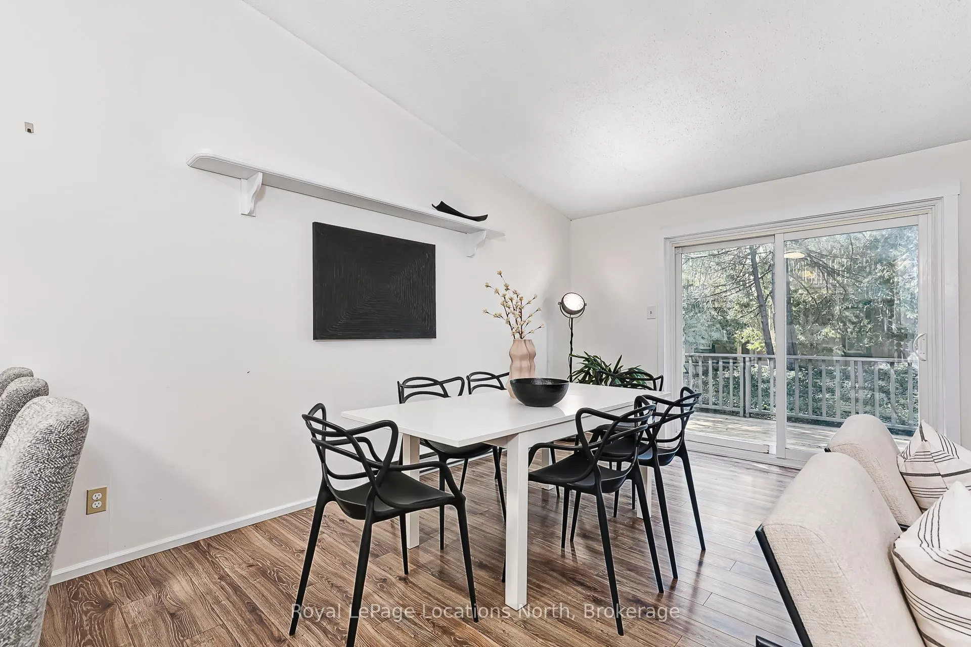 Photo 12 of 5 Dawson Drive, Collingwood — HOMEH
