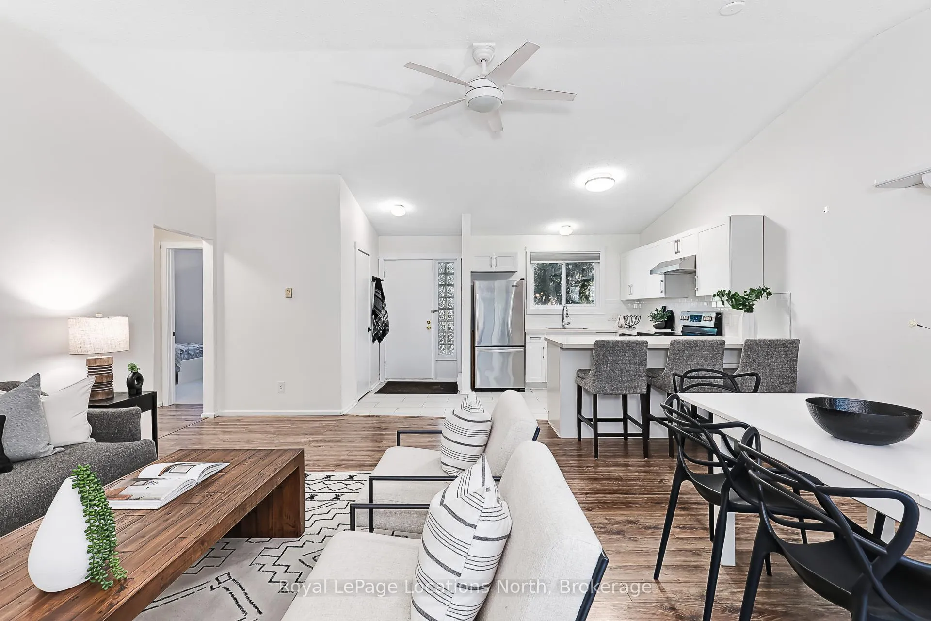 Photo 14 of 5 Dawson Drive, Collingwood — HOMEH