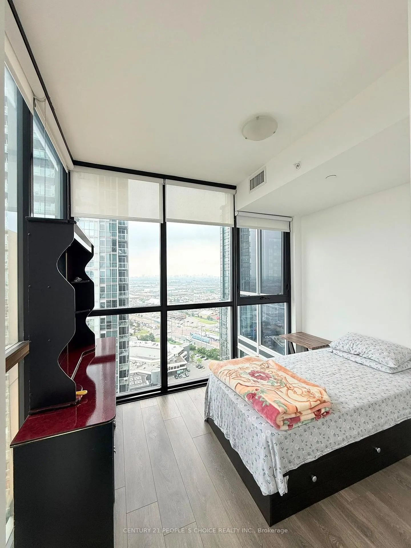 Photo 2 of Unit 2508, 2916 Highway 7, Vaughan, Concord — HOMEH