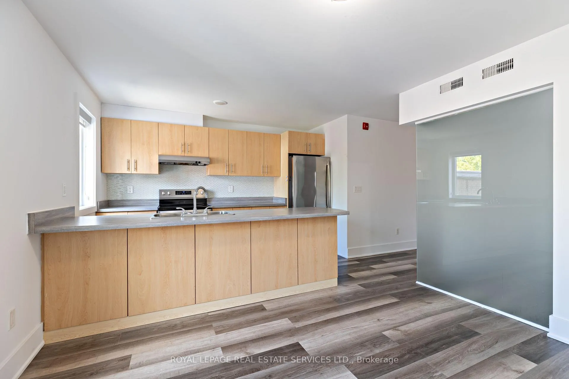 Photo 3 of Unit 2B, 1106 St Clair Avenue W, Toronto, Oakwood Village — HOMEH