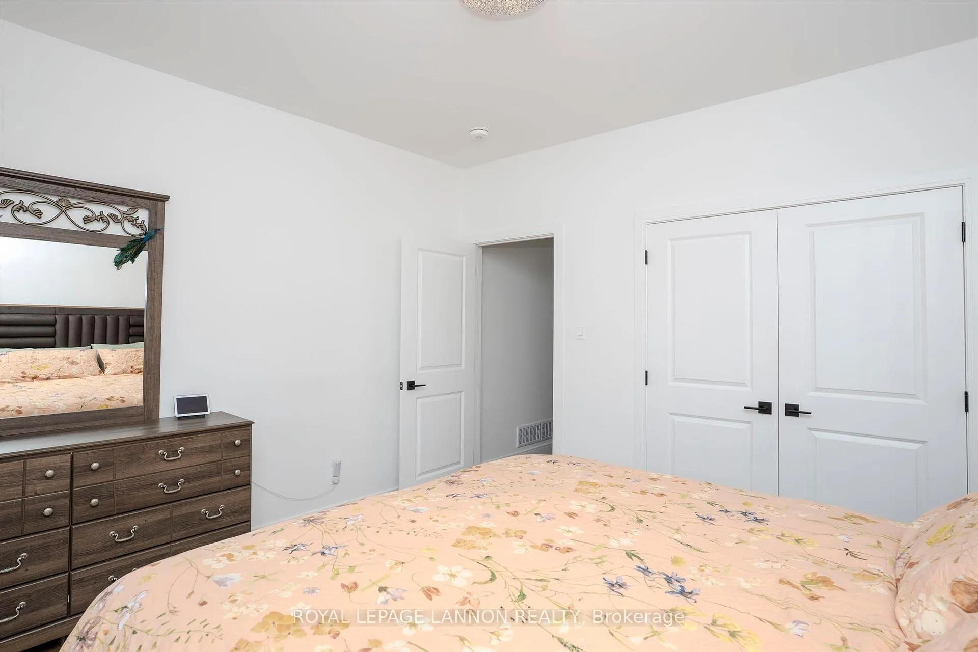 Photo 24 of 2111 Magnolia Drive, Thunder Bay, Parkdale — HOMEH
