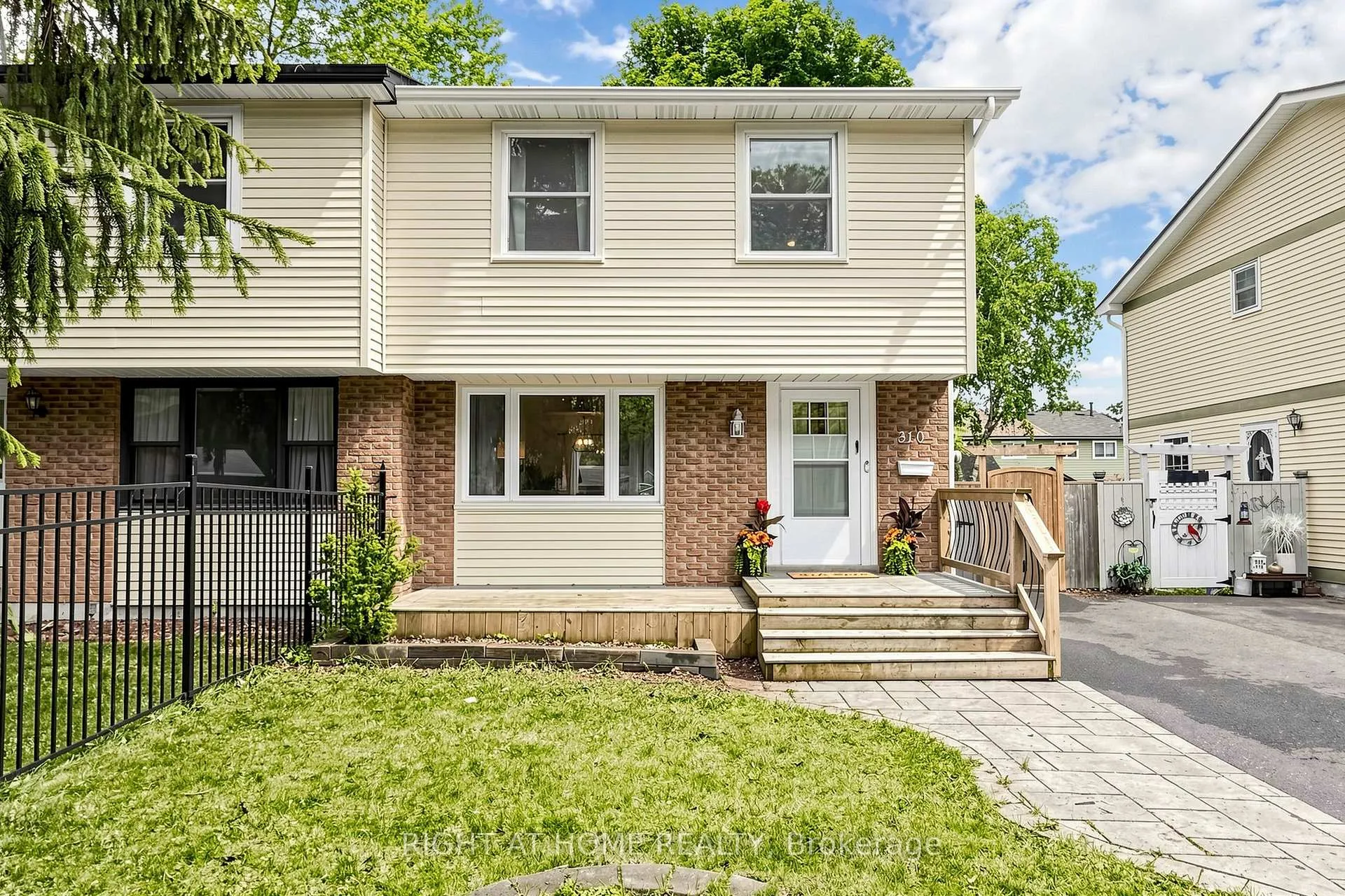 Photo 2 of 310 Shamrock Court, Oshawa, Vanier — HOMEH