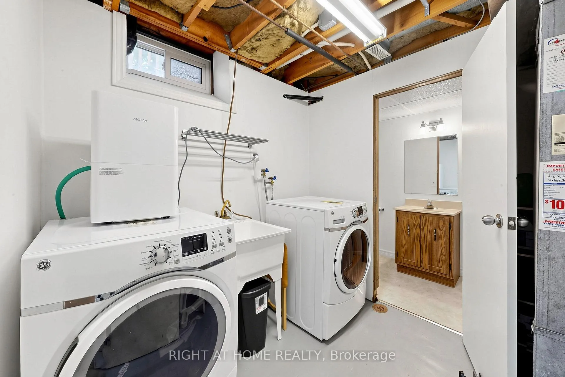 Photo 29 of 310 Shamrock Court, Oshawa, Vanier — HOMEH