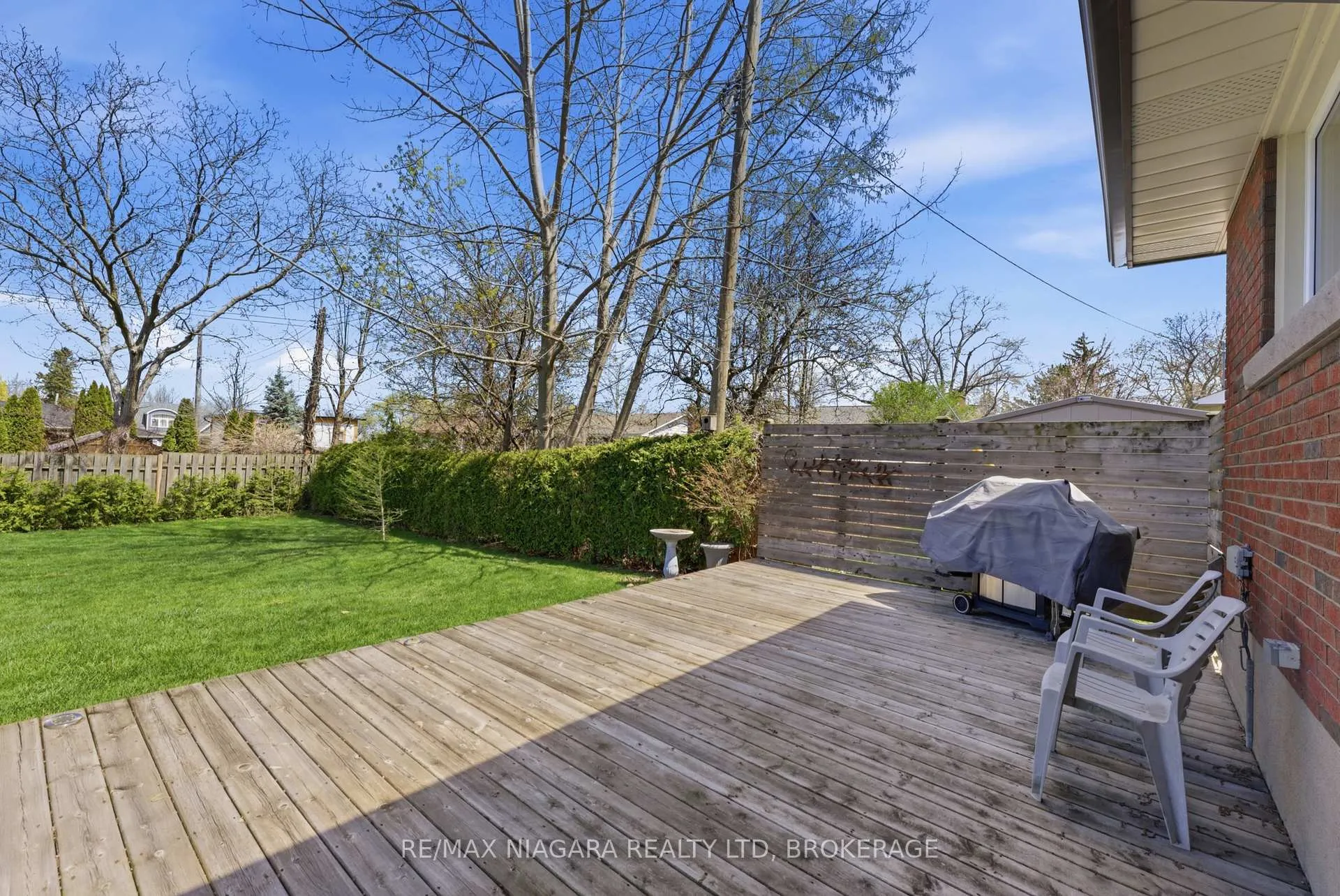 Photo 23 of 181 Woodside Drive, St. Catharines, Glendale/Glenridge — HOMEH