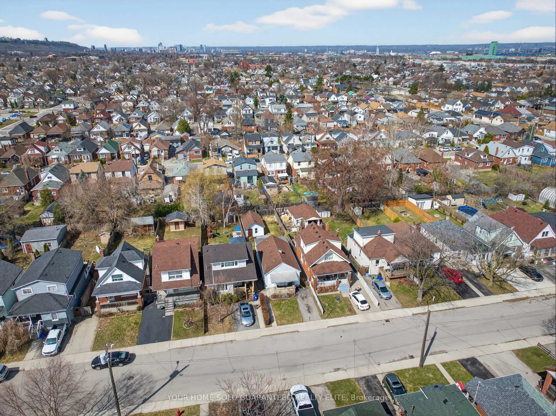Photo 15 of 183 Paling Avenue, Hamilton, Homeside — HOMEH