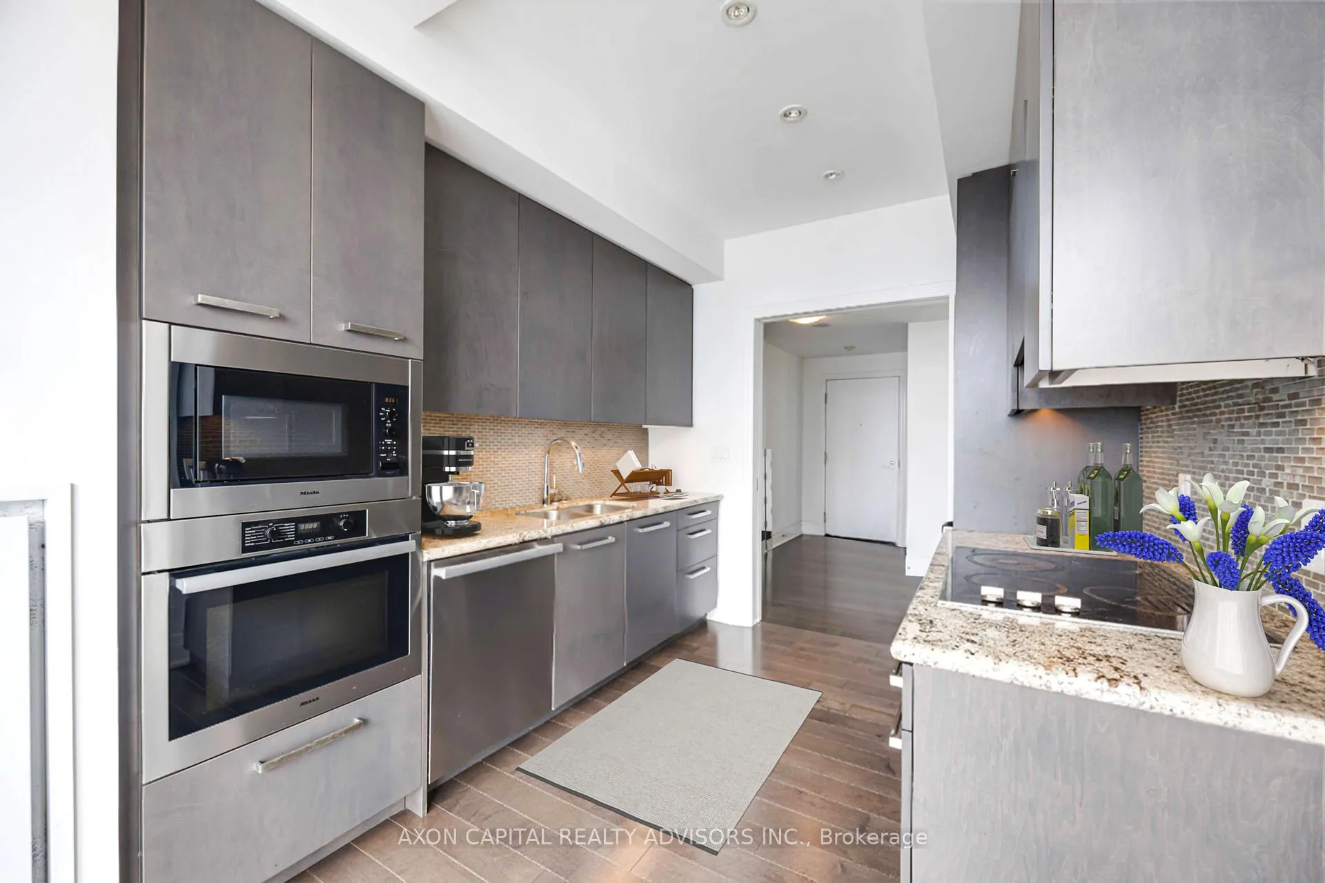 Photo 2 of Unit 5409, 8 The Esplanade, Toronto, Waterfront Communities — HOMEH