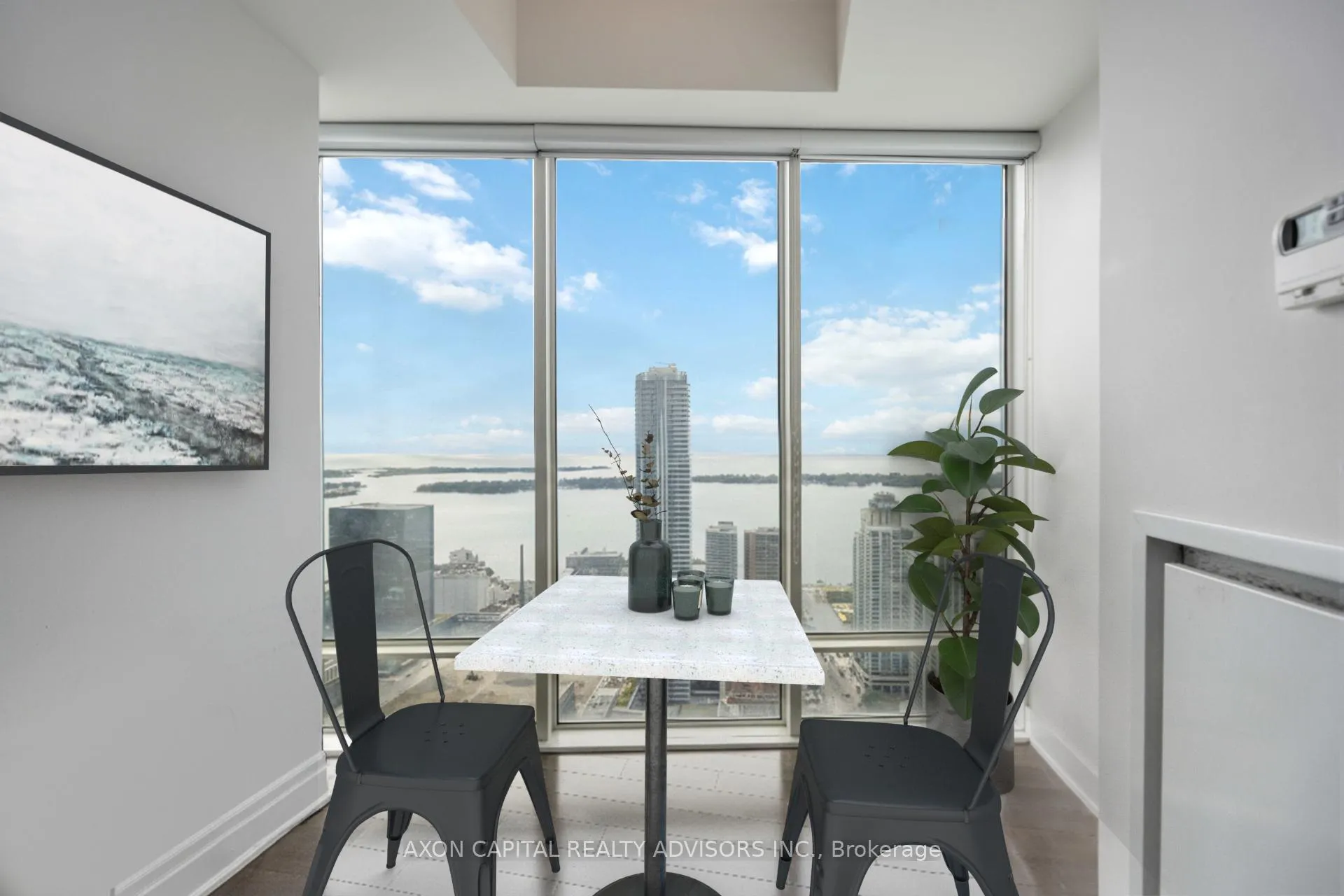 Photo 3 of Unit 5409, 8 The Esplanade, Toronto, Waterfront Communities — HOMEH
