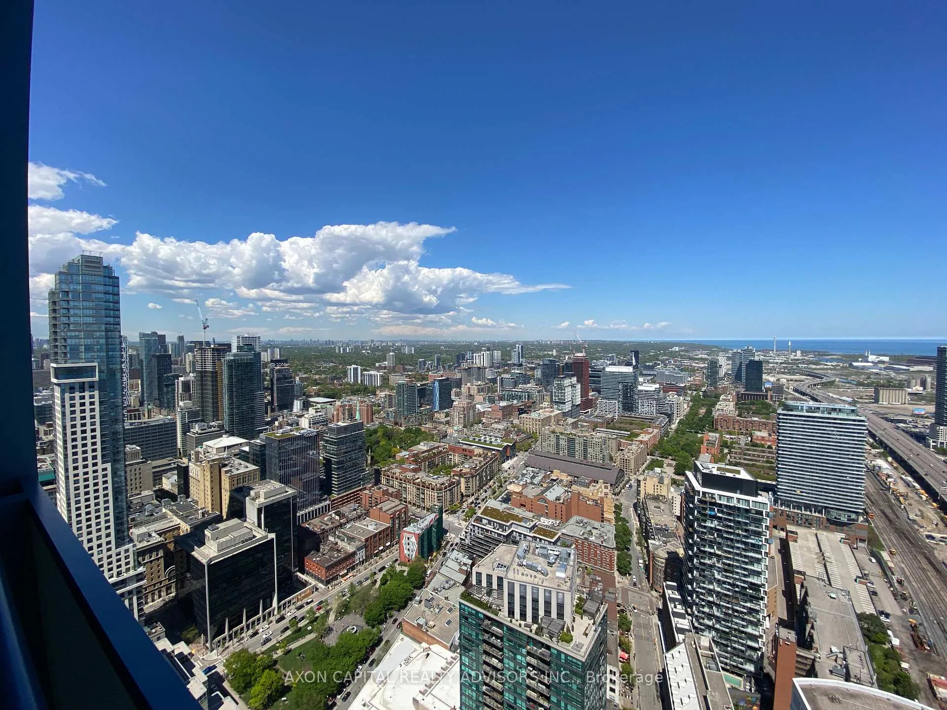 Photo 9 of Unit 5409, 8 The Esplanade, Toronto, Waterfront Communities — HOMEH