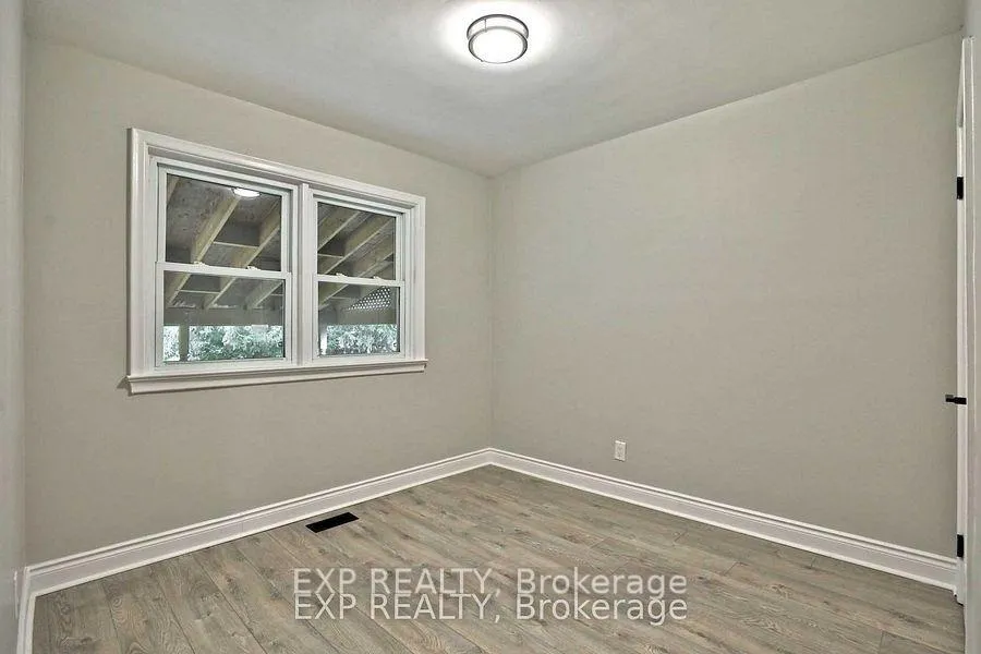 Photo 8 of 778 Drury Lane, Burlington, Brant — HOMEH