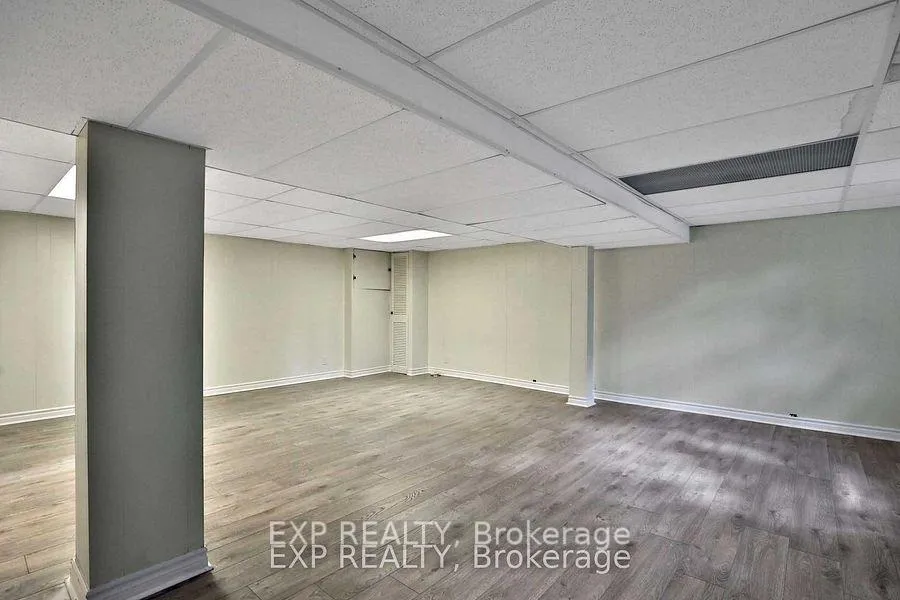 Photo 11 of 778 Drury Lane, Burlington, Brant — HOMEH