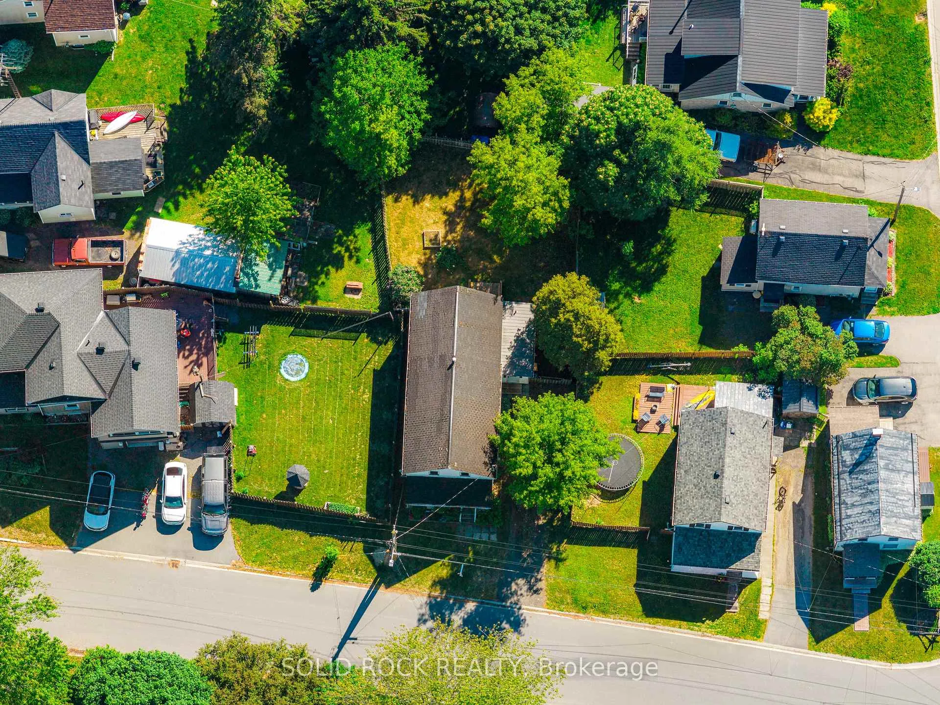Photo 5 of 3004 Walker Street, Edwardsburgh/Cardinal, Town of Cardinal — HOMEH
