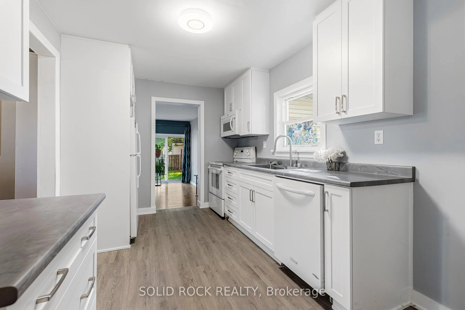 Photo 16 of 3004 Walker Street, Edwardsburgh/Cardinal, Town of Cardinal — HOMEH