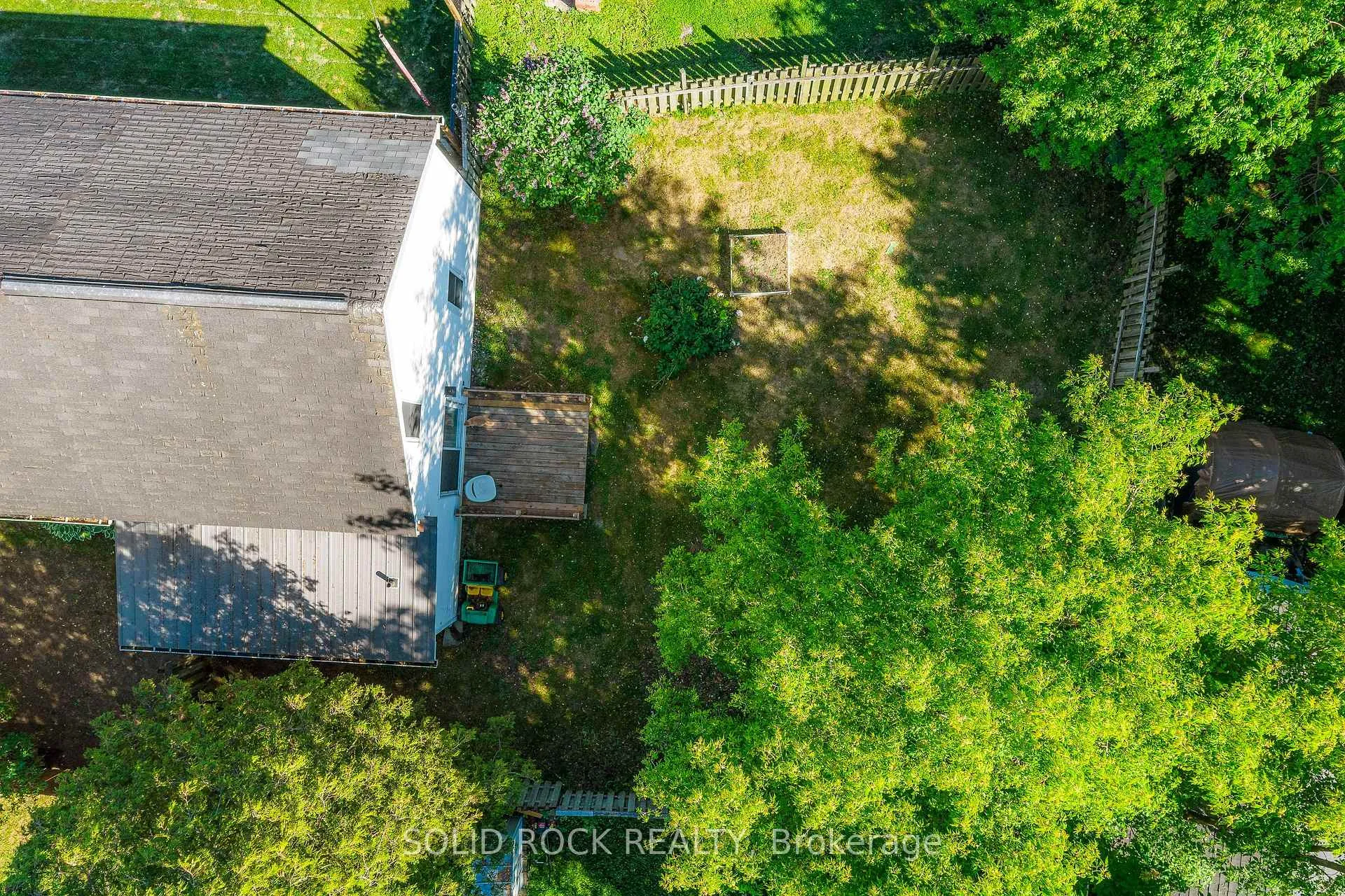 Photo 36 of 3004 Walker Street, Edwardsburgh/Cardinal, Town of Cardinal — HOMEH