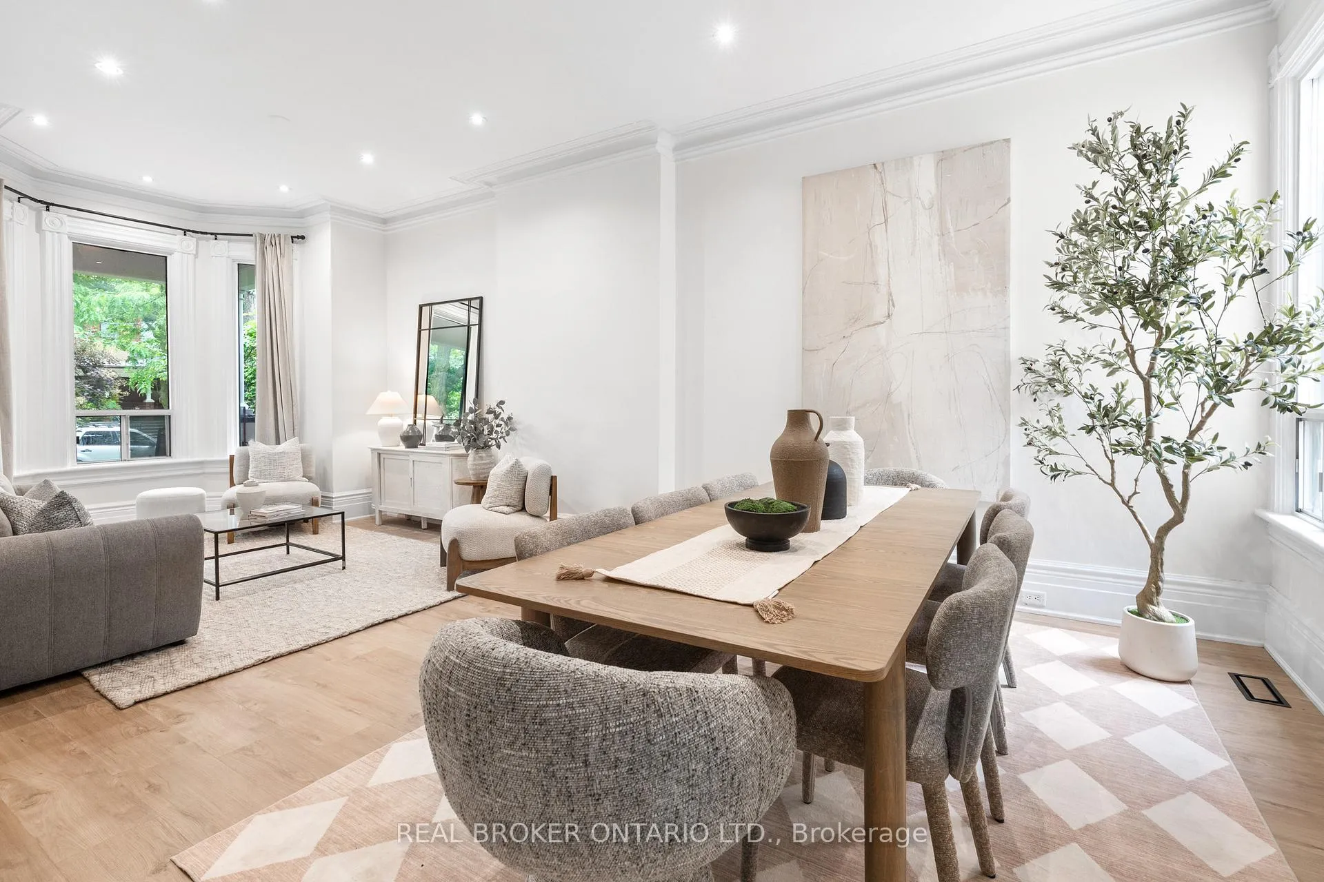 Photo 8 of 33 Lakeview Avenue, Toronto, Trinity-Bellwoods — HOMEH