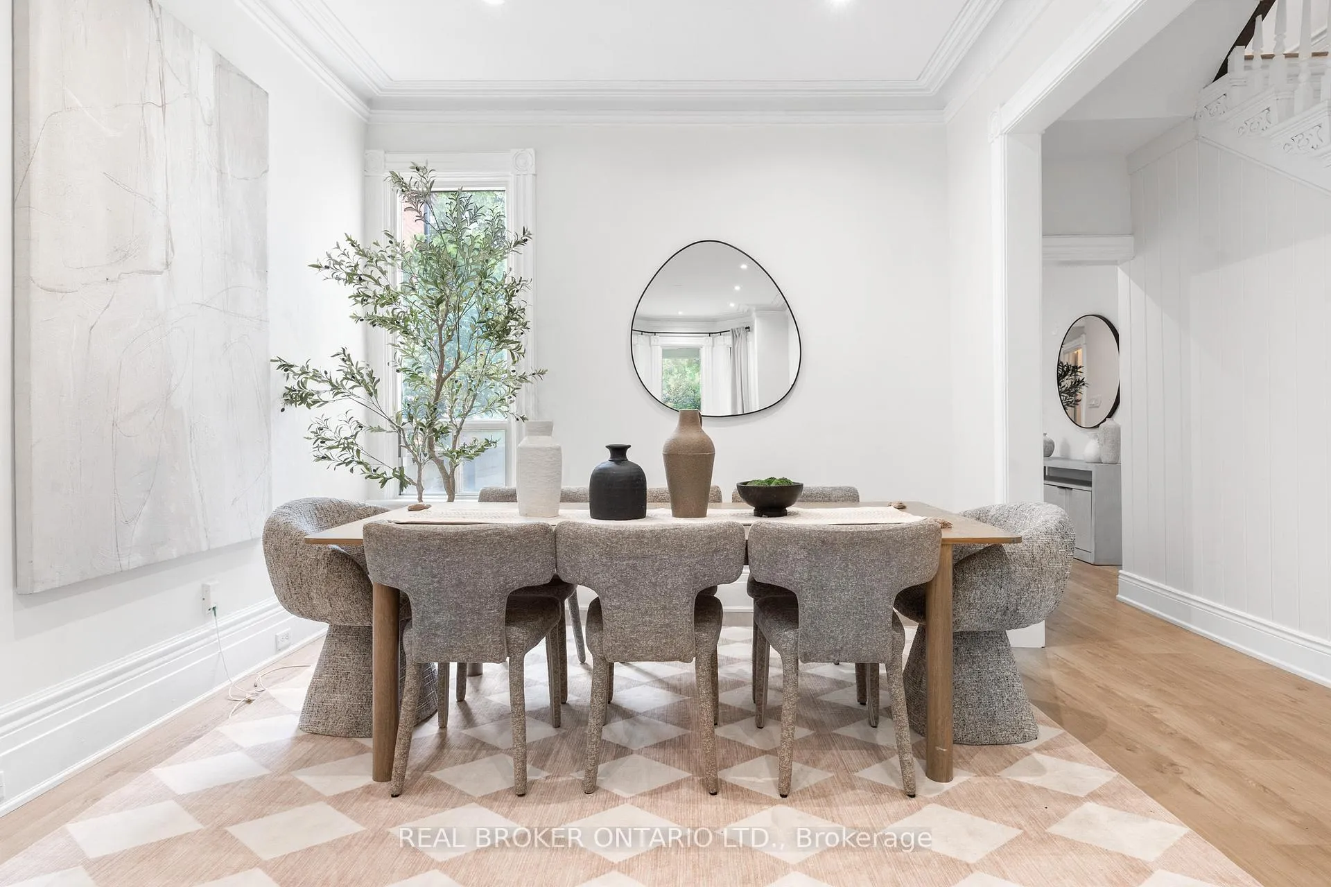 Photo 9 of 33 Lakeview Avenue, Toronto, Trinity-Bellwoods — HOMEH
