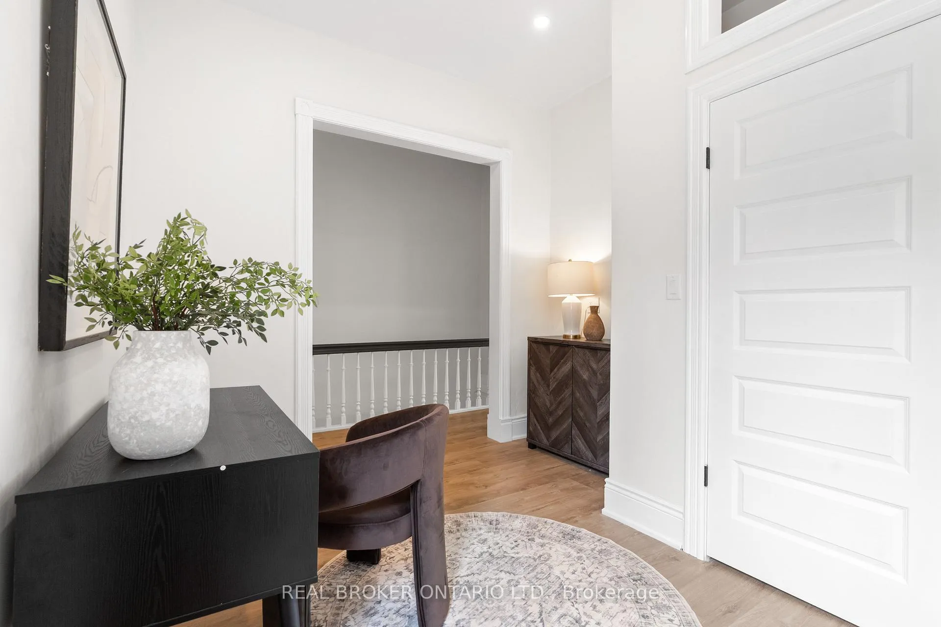 Photo 25 of 33 Lakeview Avenue, Toronto, Trinity-Bellwoods — HOMEH