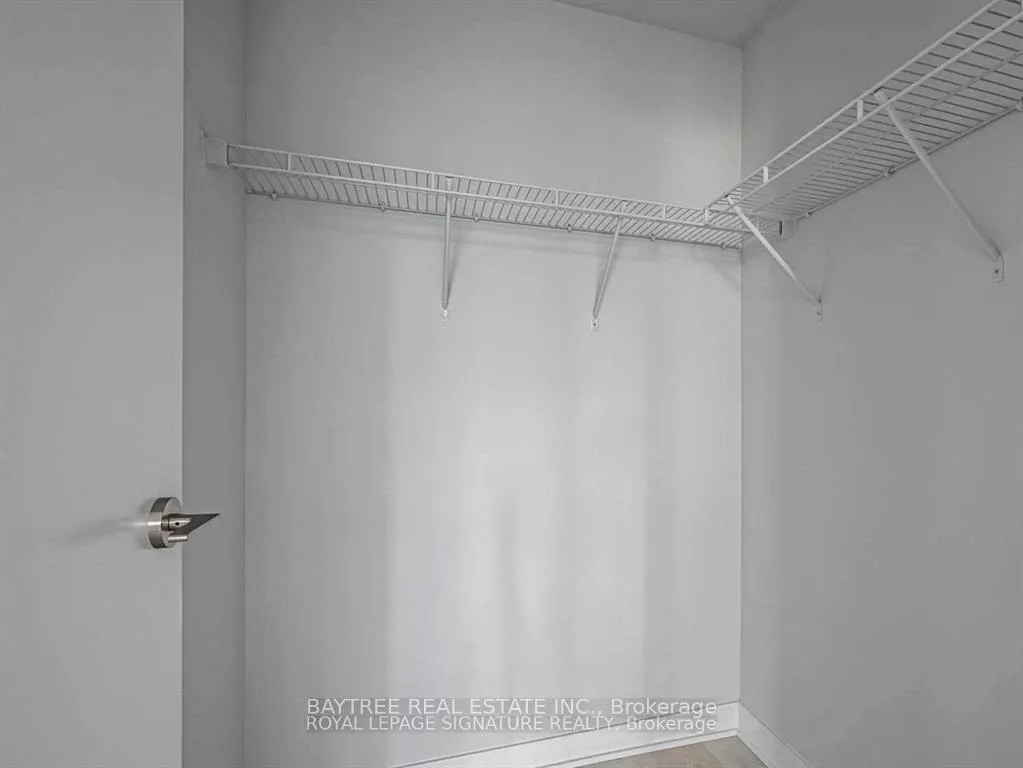 Photo 8 of Unit 1701, 2221 Yonge Street, Toronto, Mount Pleasant West — HOMEH