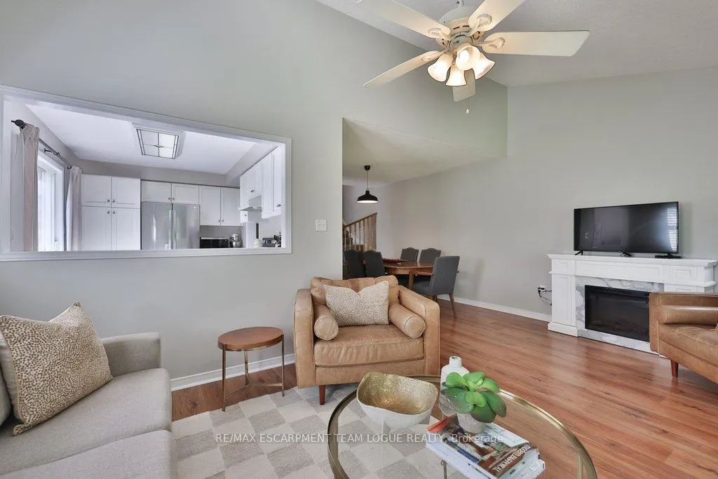 Photo 16 of 1229 Blanshard Drive, Burlington, Tansley — HOMEH