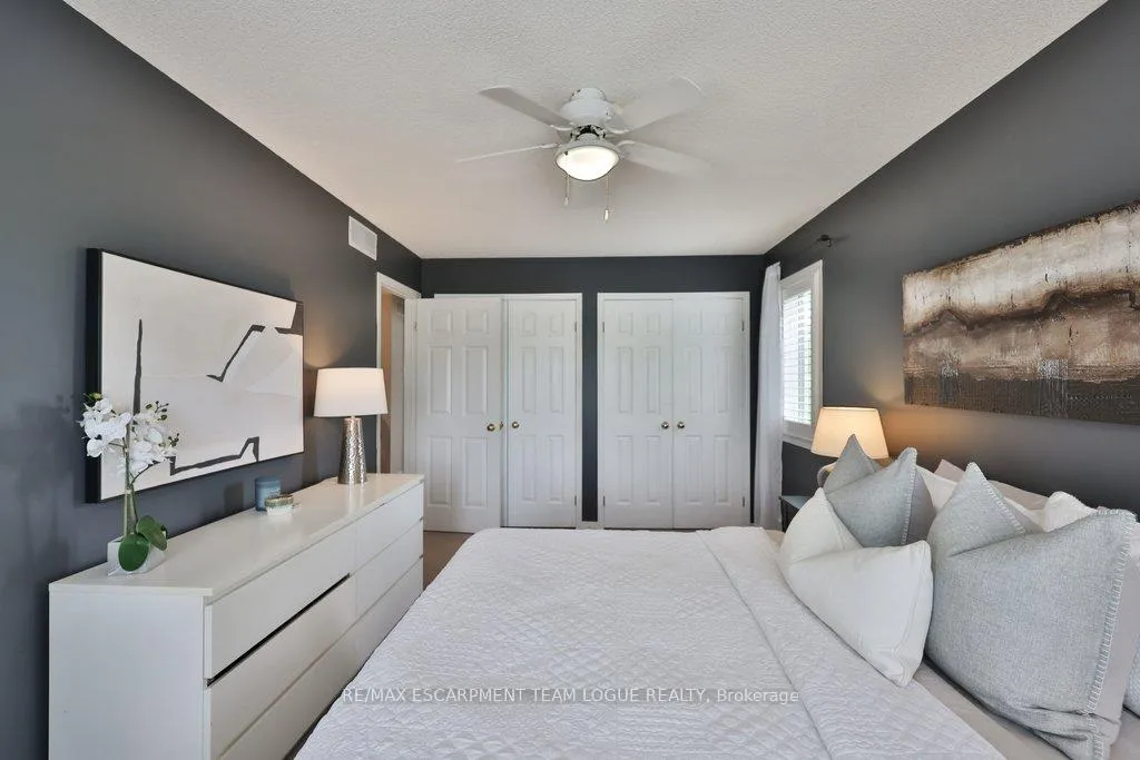 Photo 22 of 1229 Blanshard Drive, Burlington, Tansley — HOMEH