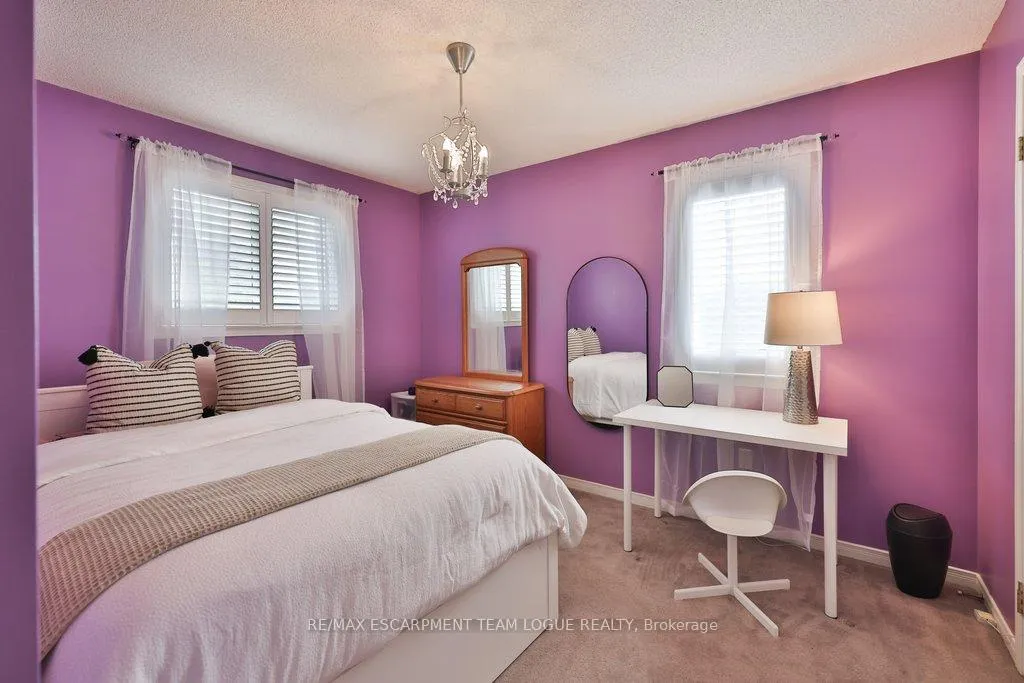 Photo 25 of 1229 Blanshard Drive, Burlington, Tansley — HOMEH