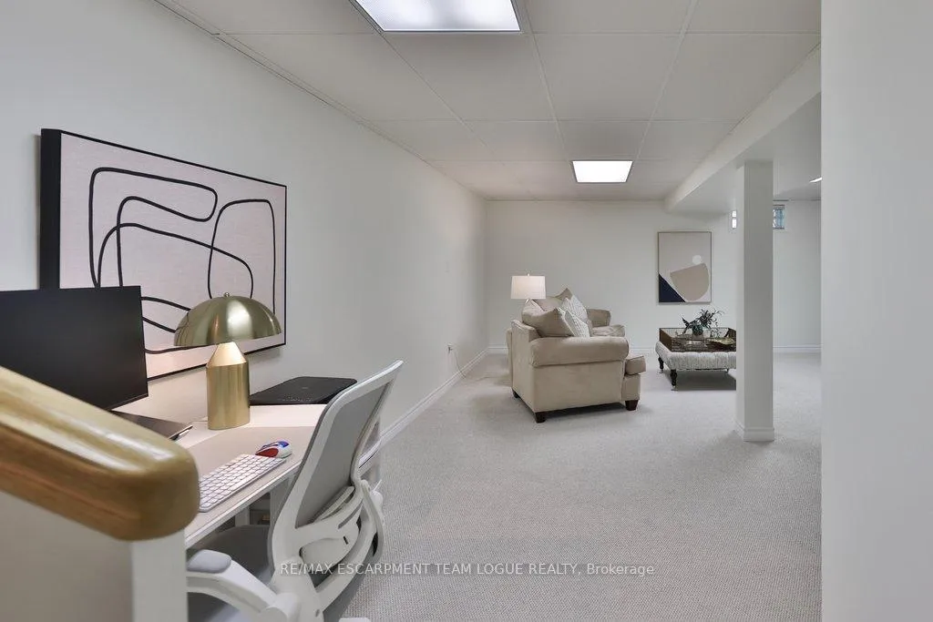 Photo 30 of 1229 Blanshard Drive, Burlington, Tansley — HOMEH
