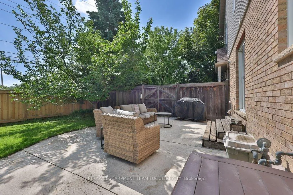 Photo 36 of 1229 Blanshard Drive, Burlington, Tansley — HOMEH
