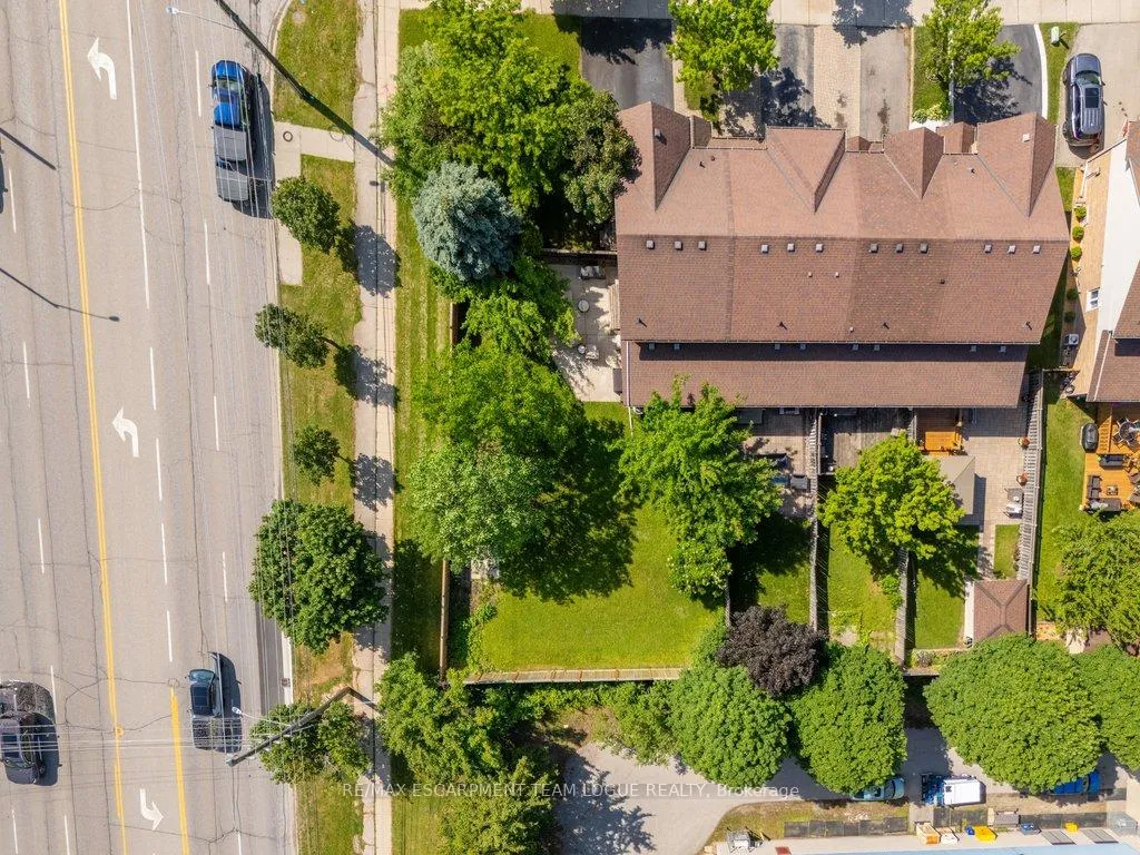Photo 43 of 1229 Blanshard Drive, Burlington, Tansley — HOMEH