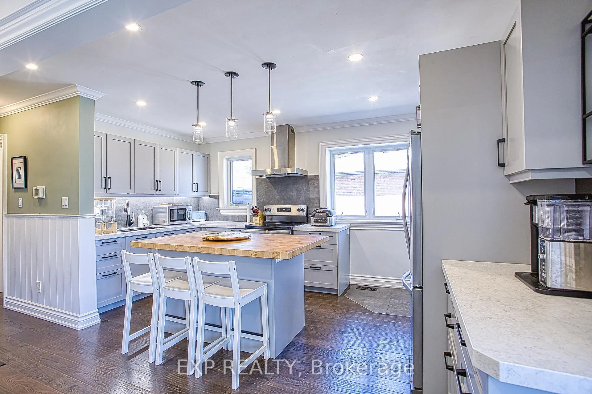 Photo 9 of 90 Prince Charles Drive, Halton Hills, Georgetown — HOMEH