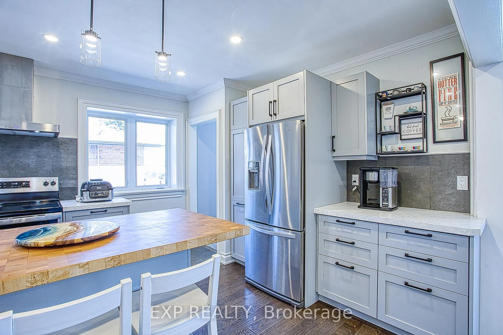 Photo 10 of 90 Prince Charles Drive, Halton Hills, Georgetown — HOMEH