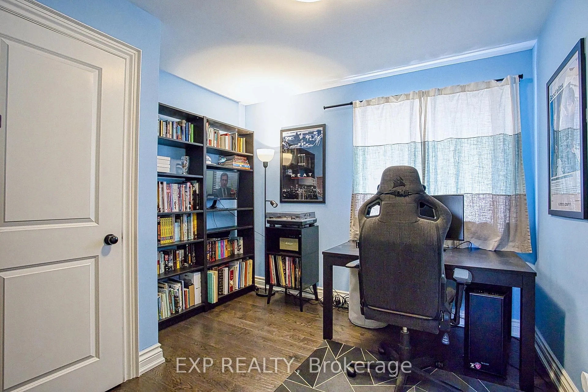 Photo 17 of 90 Prince Charles Drive, Halton Hills, Georgetown — HOMEH