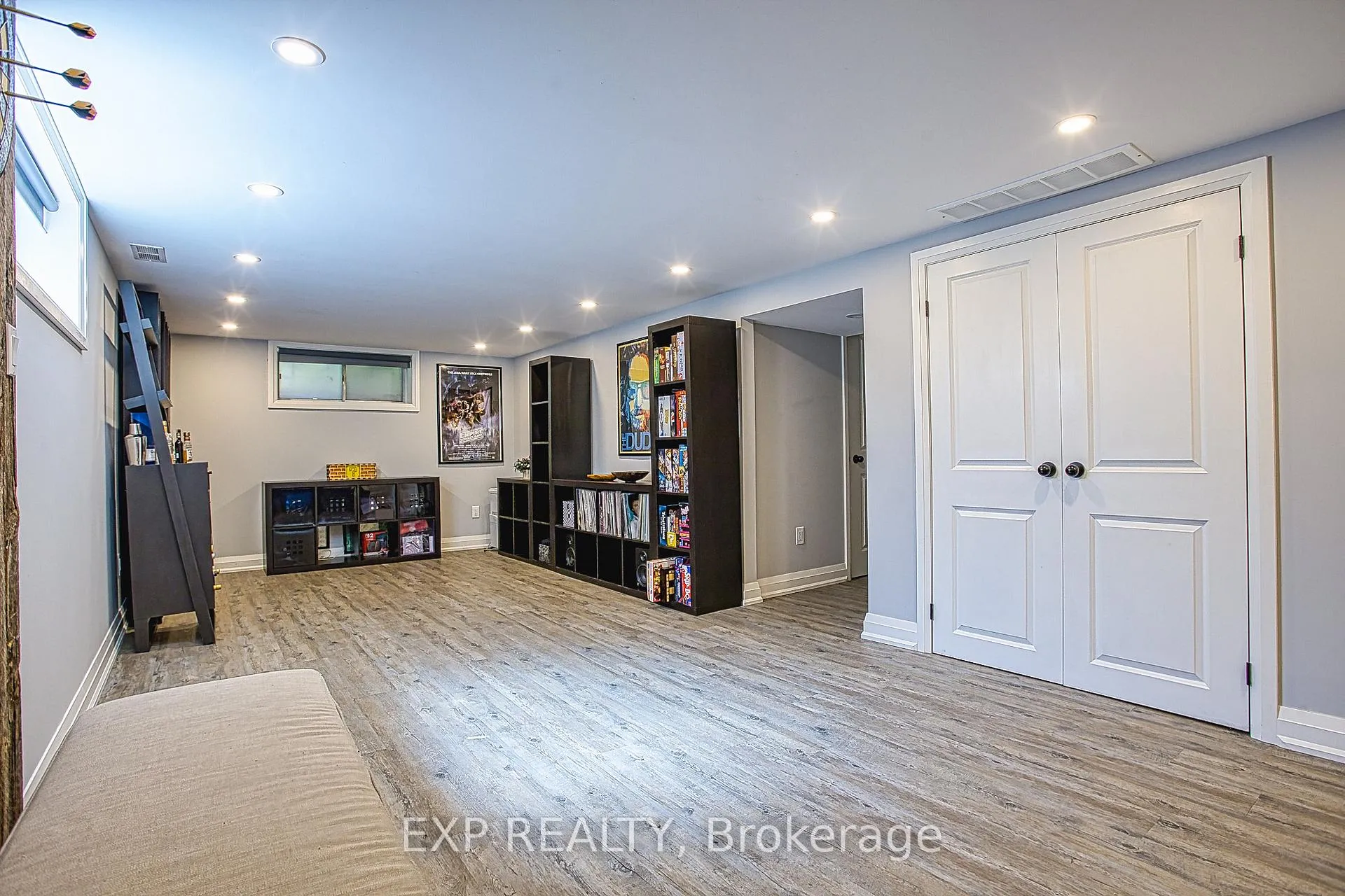 Photo 23 of 90 Prince Charles Drive, Halton Hills, Georgetown — HOMEH