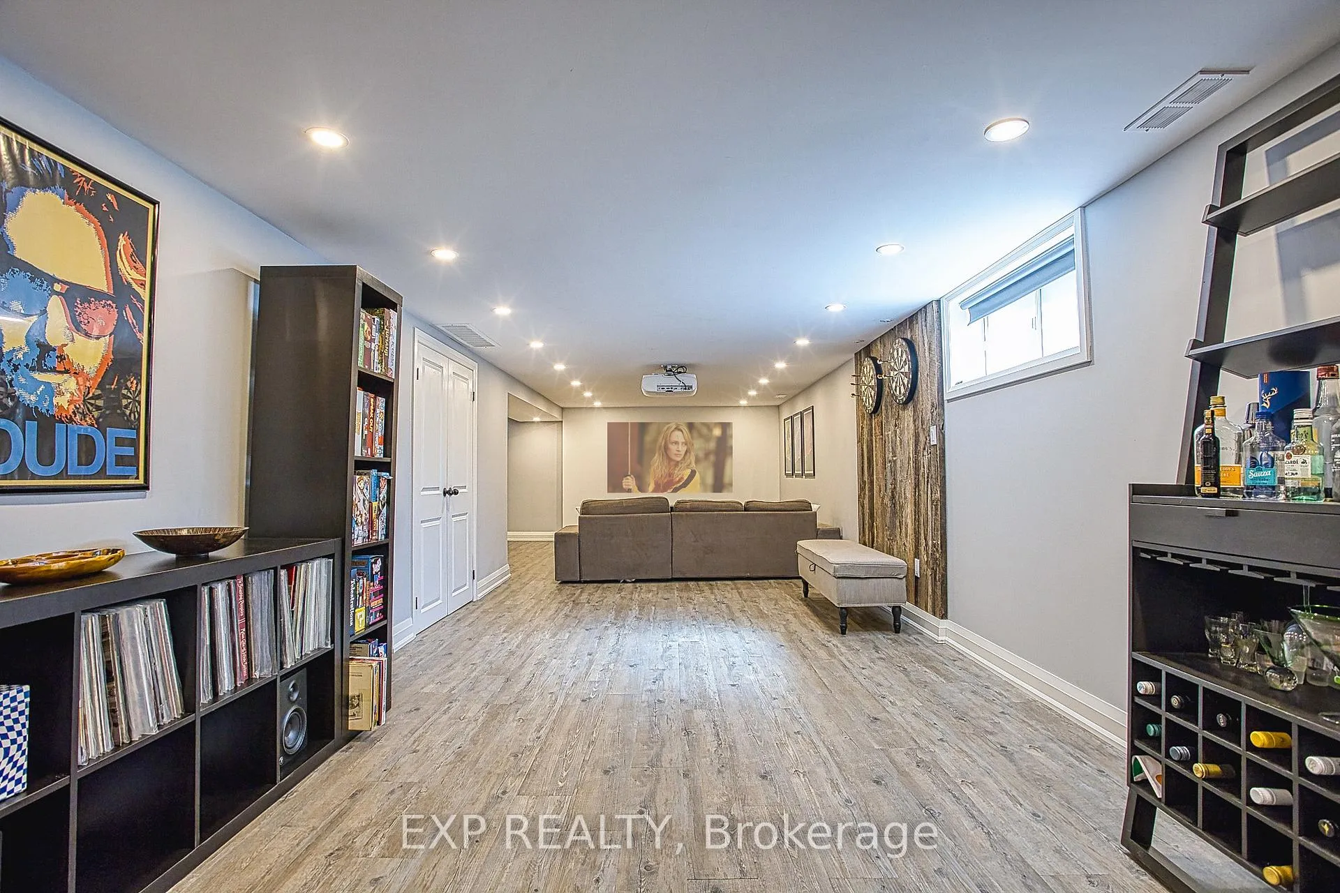 Photo 25 of 90 Prince Charles Drive, Halton Hills, Georgetown — HOMEH