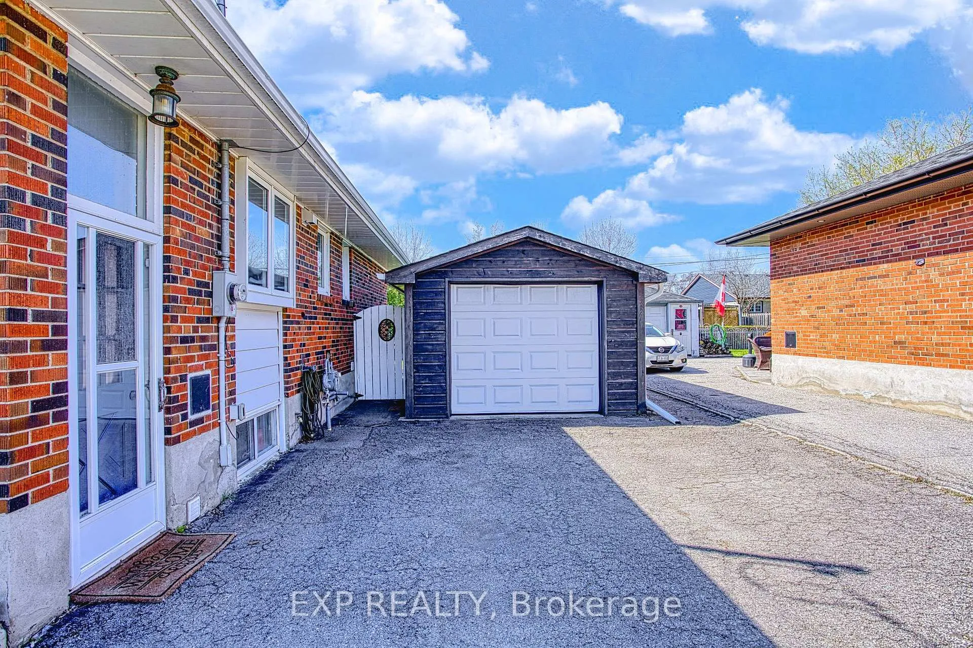 Photo 29 of 90 Prince Charles Drive, Halton Hills, Georgetown — HOMEH